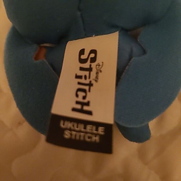 Disney's Ukulele Stitch Ornament - Picture 3 of 3